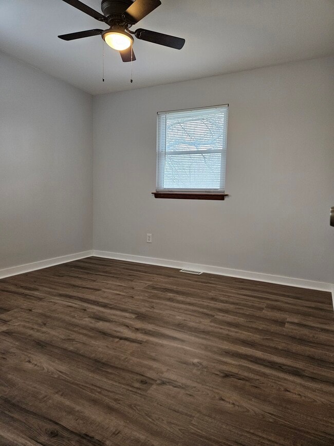 Building Photo - 7518 Taney Pl