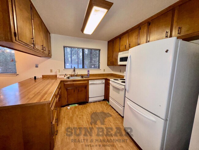 Building Photo - 3 Bedroom Mill Creek Home Available Now!