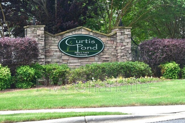 Building Photo - 307 Glennallen Rd