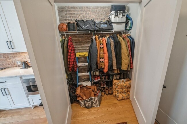 Building Photo - 520 Palisade Ave