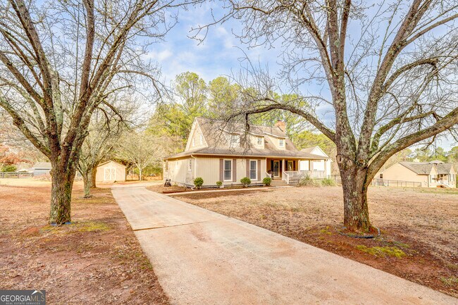 Building Photo - 300 Briarwood Rd