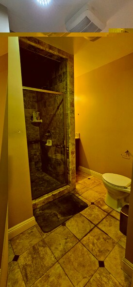Primary Photo - 161 Chestnut St