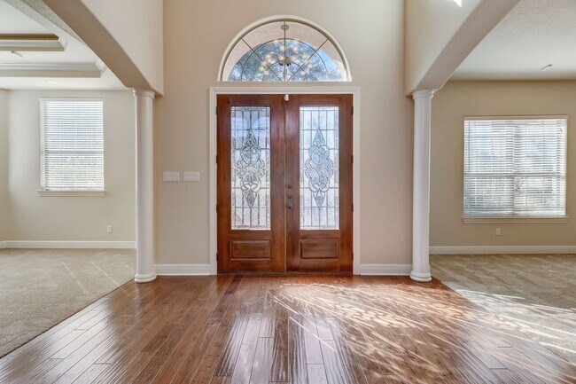 Building Photo - July Move-In Special - Spring Branch Oasis...