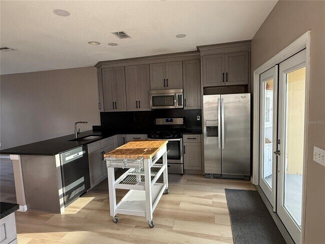 Building Photo - 3753 Herlong St