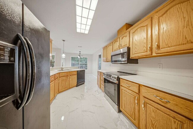 Building Photo - 1535 Breamstone Ridge
