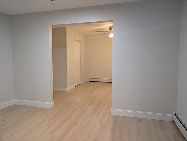 Building Photo - 420 Woodward Rd