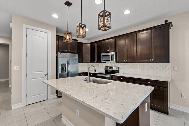 Building Photo - 10103 Akenside Dr