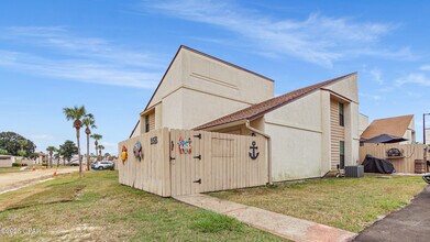 Building Photo - 17462 Front Beach Rd