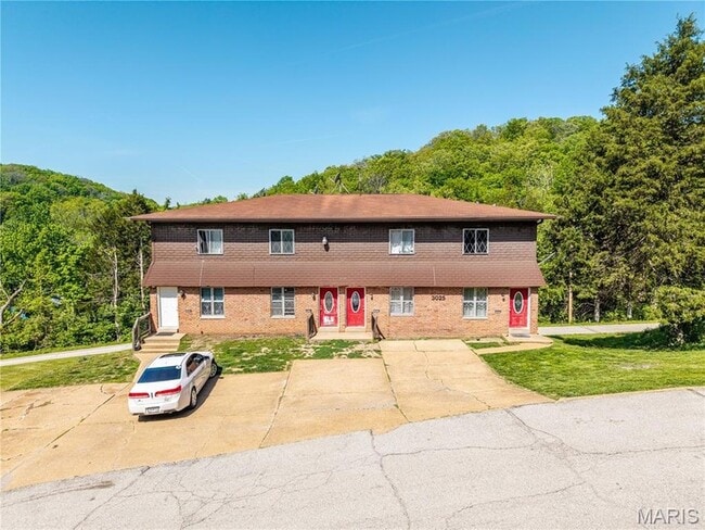 Building Photo - 3025 Pembroke Ln