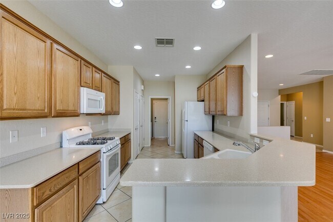 Building Photo - 2508 Penumbra Dr