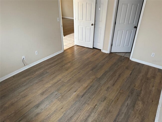 Building Photo - 1129 Graystone Ave