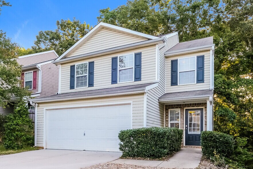 Building Photo - 2770 Mayfair Dr