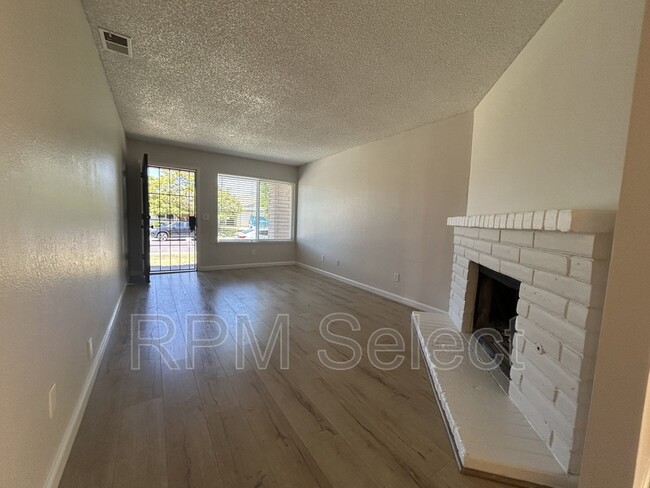 Building Photo - 5114 Rescue Ct