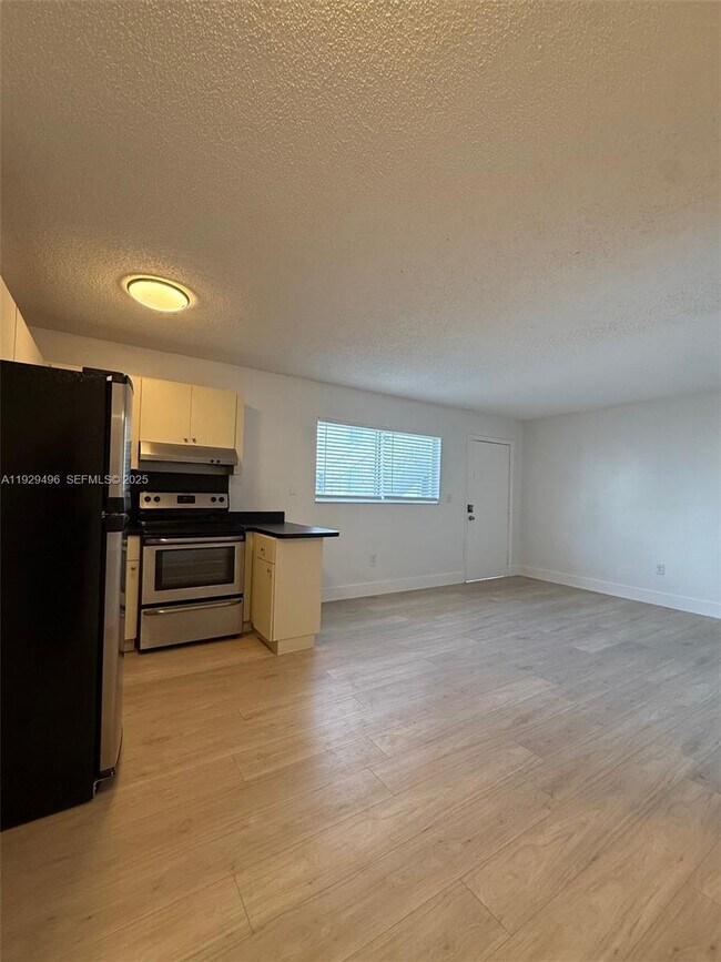 Building Photo - 131 NW 77th St