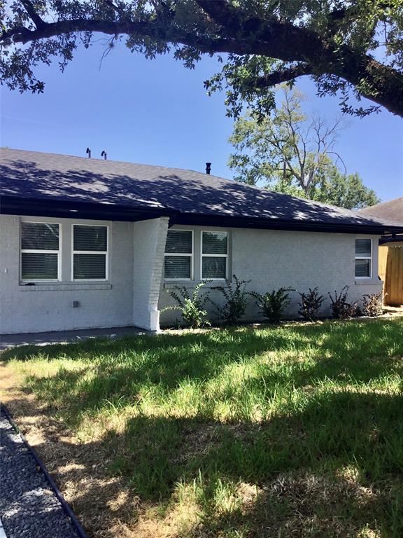 Building Photo - 8913 Homewood Ln
