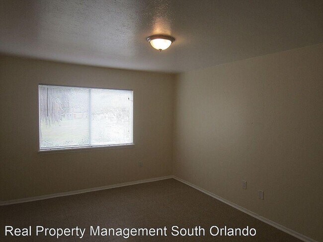 Primary Photo - 2434 Skan Ct #15-G