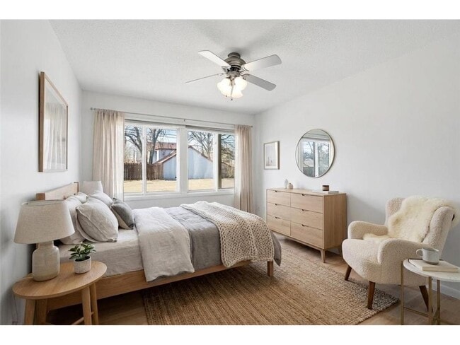 Building Photo - 2740 Pleasant Ave