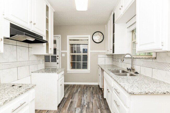 Building Photo - Spacious 3-Bedroom Home in Fort Worth, TX