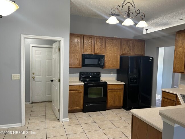 Building Photo - 1804 Northglen Cir