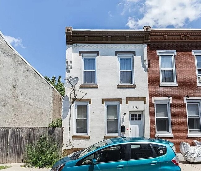 Primary Photo - 2245 Greenwich St