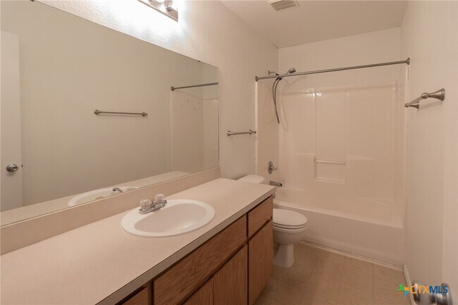 Building Photo - 4507 Aspen Dr