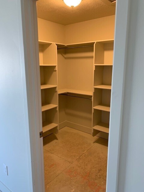 Building Photo - 88 E 250 N