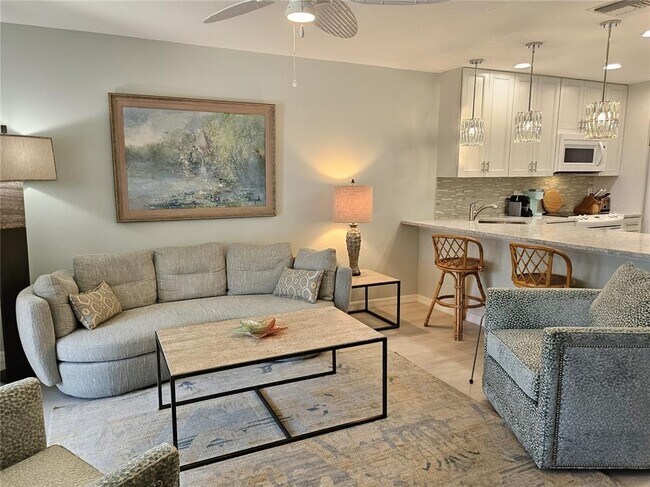 Building Photo - 744 Cadiz Rd