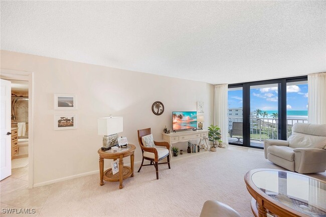 Building Photo - 260 Seaview Ct