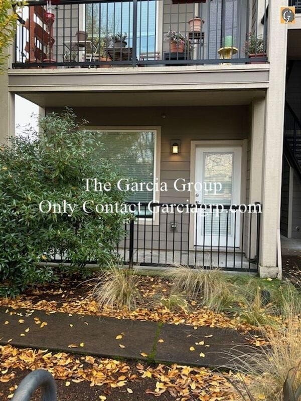 Building Photo - 7128 N Richmond Ave