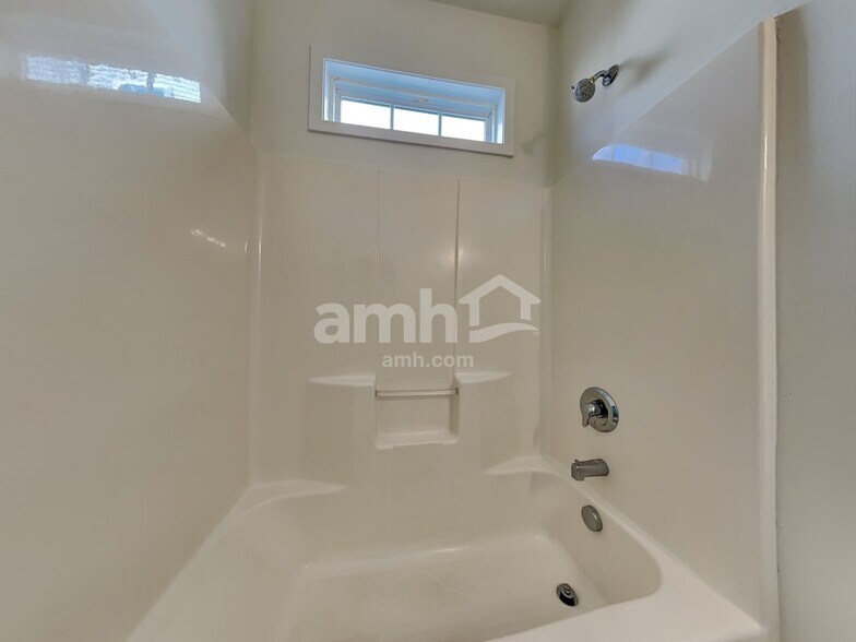 Building Photo - 8919 Cinder Ln