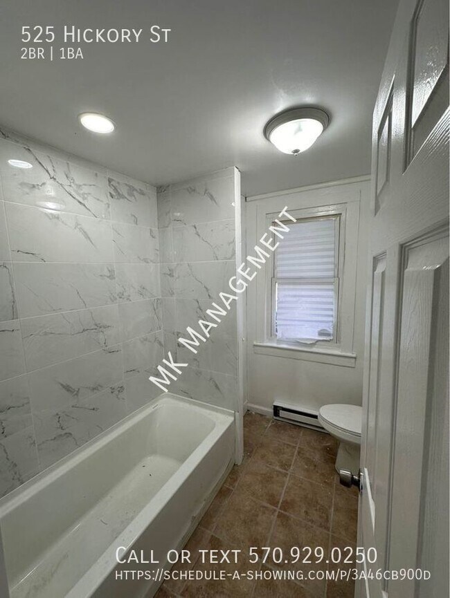 Building Photo - 525 Hickory St