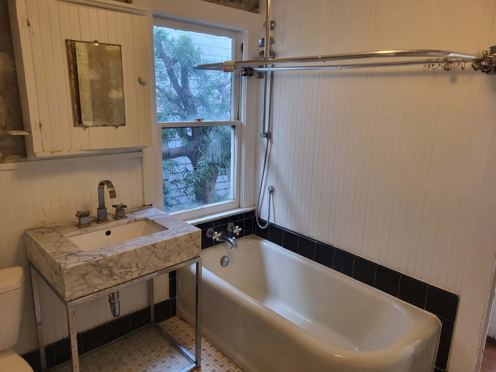 Building Photo - 49 Dudley Ave