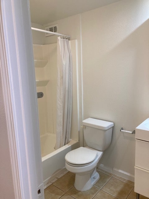 Building Photo - 3949 Los Feliz Blvd