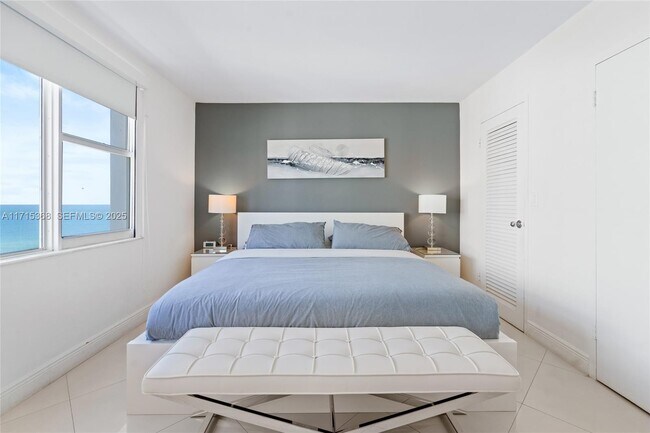 Building Photo - 9195 Collins Ave