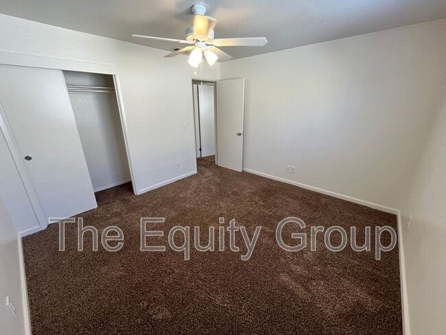 Building Photo - 4018 W Meadow Ave