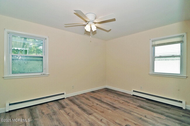Building Photo - 43 Whitmore Dr