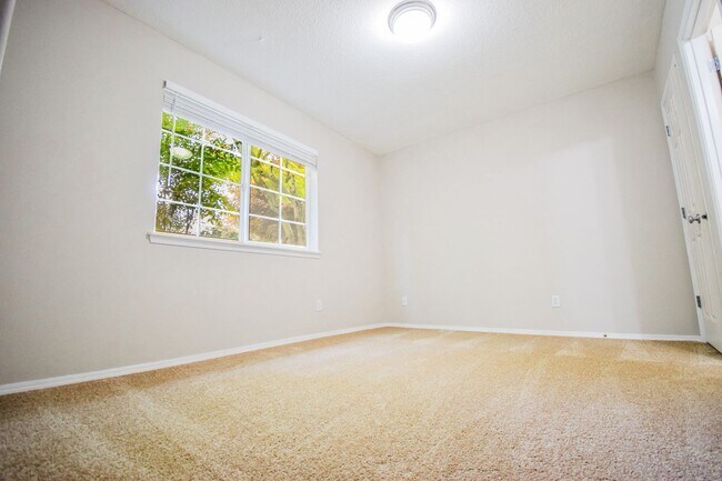Building Photo - 2357 NW 168th Pl