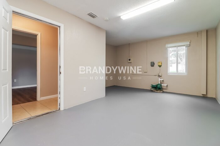 Building Photo - 9981 110th St