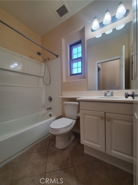 Building Photo - 306 District Ct