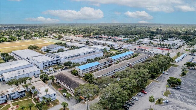 Building Photo - 3755 S School Ave