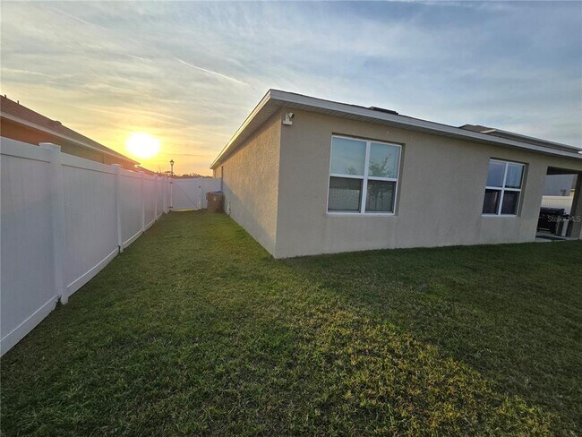 Building Photo - 1519 Oak Reserve Dr