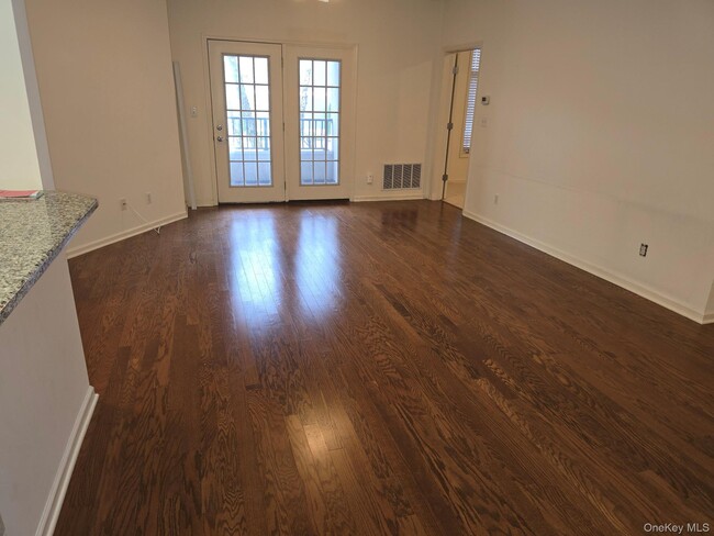 Building Photo - 410 Westchester Ave