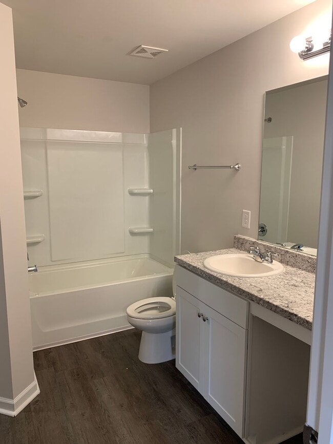 Building Photo - Now Pre-Leasing — Spacious 4 Bed, 2 Bath Home in Tucker Farms!