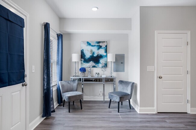 Building Photo - 156 Excell Rd