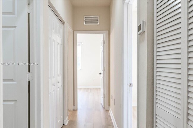 Building Photo - 17062 SW 95th Terrace