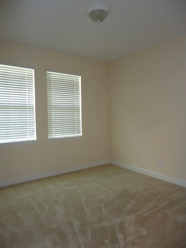 Building Photo - Lake Sawyer-8128 Jailene Dr Windermere FL 34786