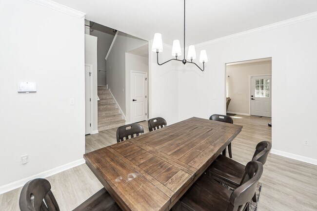 Building Photo - 4 Bedroom 2.5 Bath House in Woodland Lakes - Goose Creek