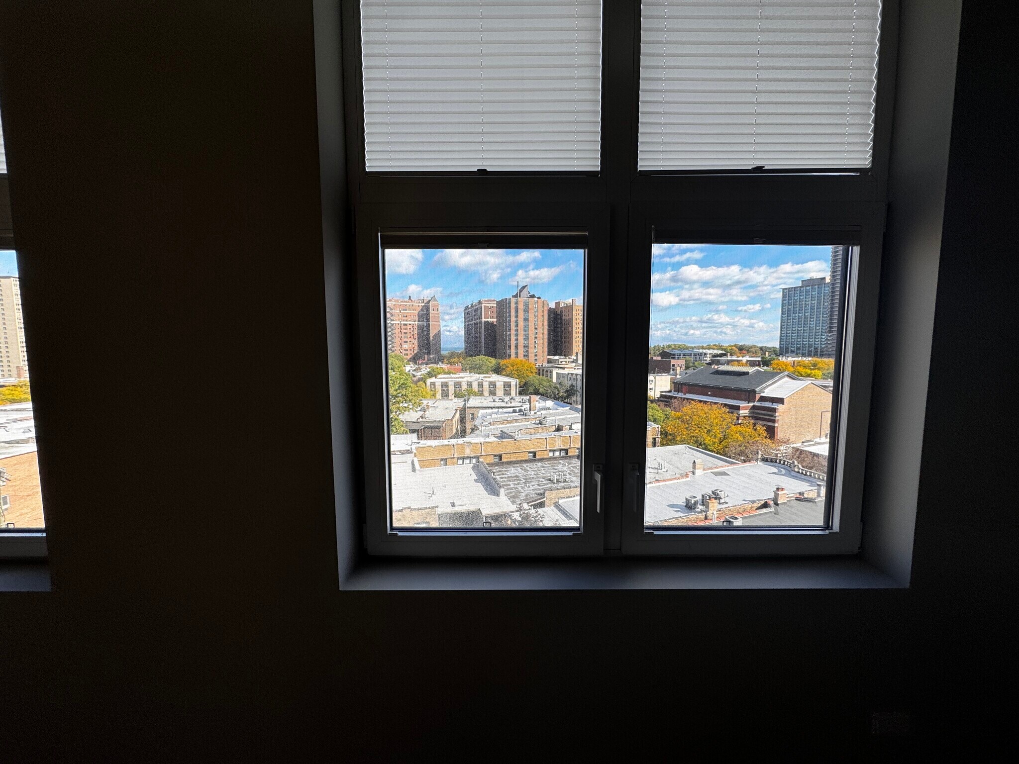 Building Photo - 3845 N Broadway St