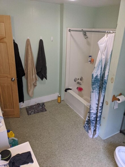 Building Photo - 48 S Main St