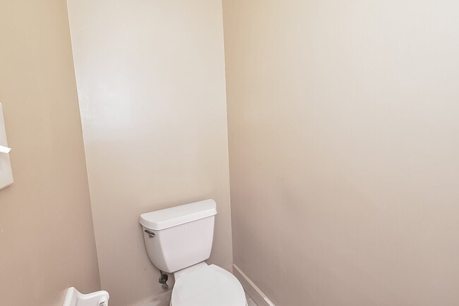 Building Photo - 6376 Raner Creek Dr